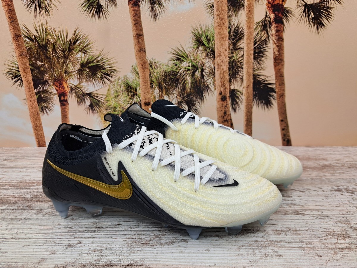 Nike Phantom GX Elite SG-Pro Gold Coin Soccer Cleats FQ8926-100