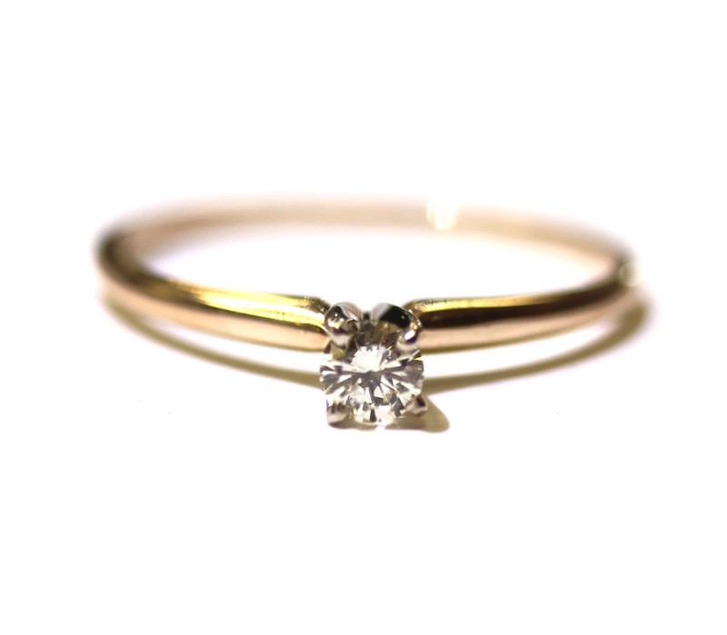 GIA 14k Yellow gold .27ct SI2 M round Diamond solitaire engagement ring SIZE 12