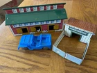 MARX Chicken Coop Hen House Building & Shed Vintage Tin Litho & Jeep Lot