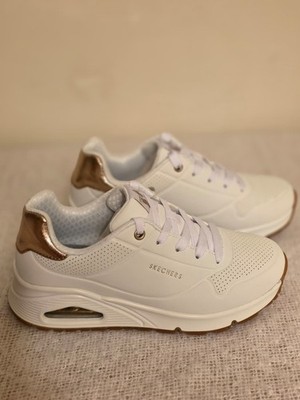 Skechers Street Kids UNO Gen1 Shimmer Away White Sz 2.5 Little Kid NEW w/Box