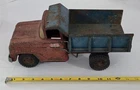 J-834 VINTAGE 1950/60'S PRESSED STEEL TONKA DUMP TRUCK