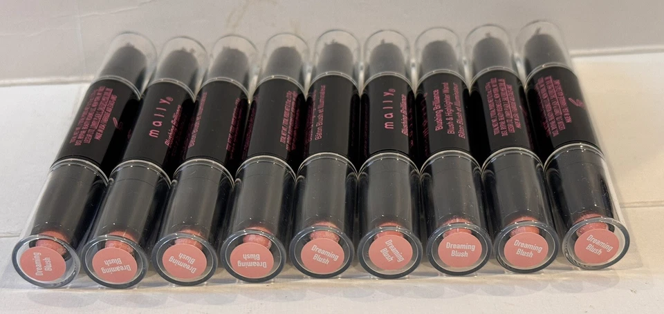 Mally Rubor e Iluminador Dreaming Blush Blushing Brillance, Lote de 10 Foto 2 de 2