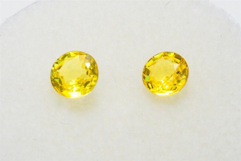 $1000 Natural 1ct Yellow Sapphire Round Cut LOOSE Matched Pair