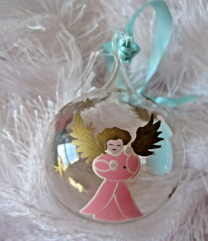CLEAR GLASS ROUND BALL 1.75" ORNAMENT with ANGELS  Gold wings Pink Blue Xmas