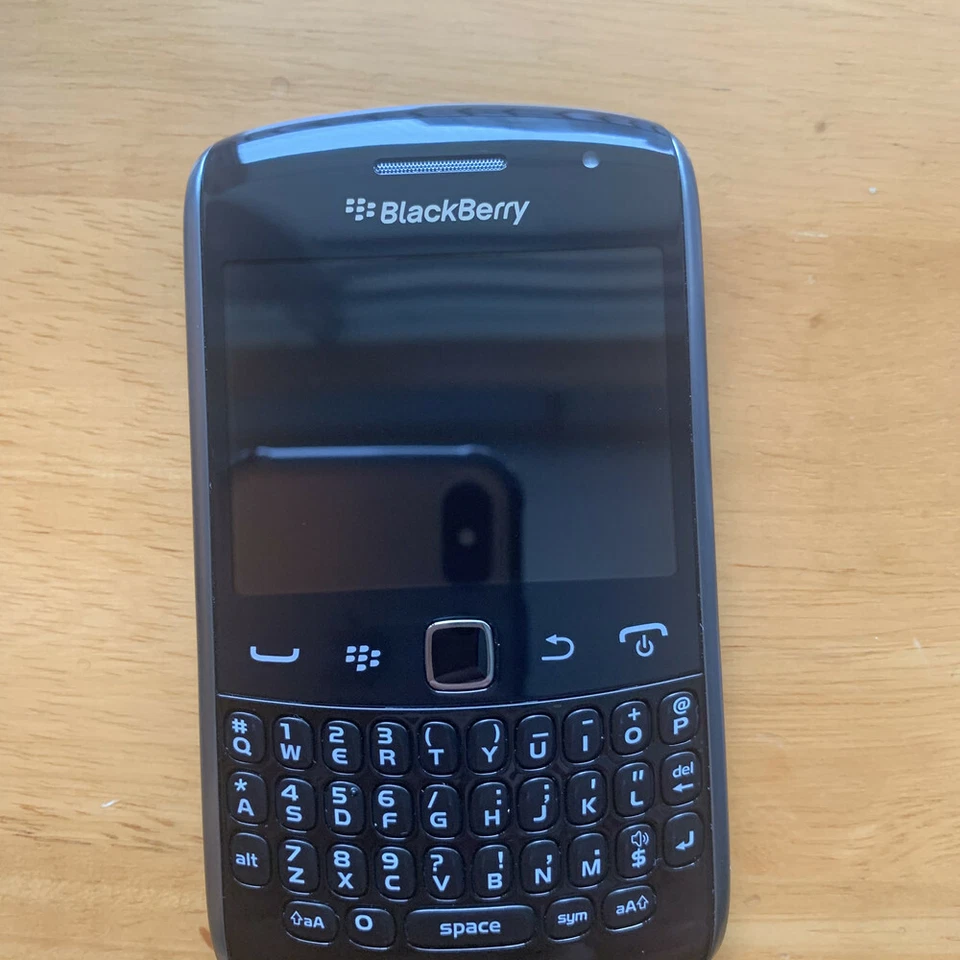 BlackBerry Curve 9360 GSM 3G Qwerty Black Unlocked Smartphone- New Sealed - Image 4 of 4