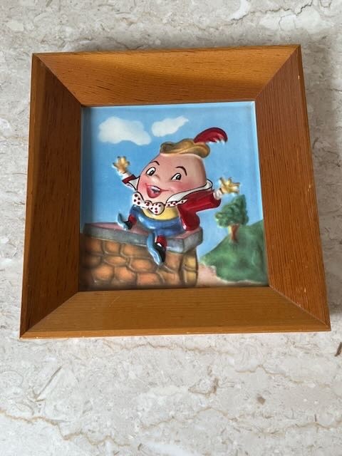 1950's 3D VACU FORM NURSERY RHYMES FRAMED PICTURE  "HUMPTY DUMPTY" **7" X 7.5"