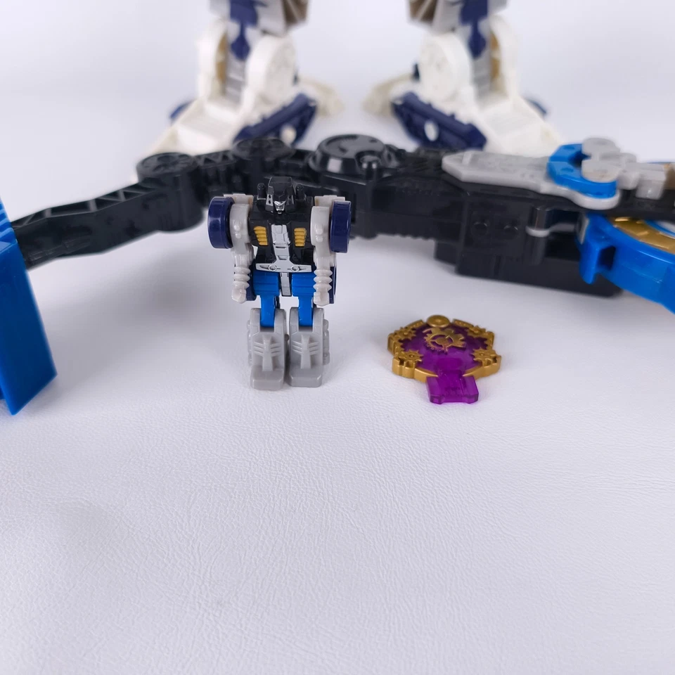 Transformers Metroplex with Drillbit Complete Cybertron Leader Class - Image 2 of 4