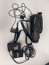 SONY HANDCAM CAMCORDER VIDEO RECORDER CCD-FX520 VIDEO 8 12X READ DESCRIPTION