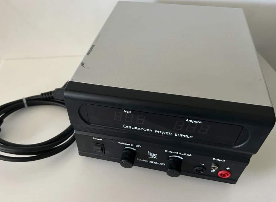 EA, EA-PS 2032-025 Laboratory Power Supply, Labor-Netzteil, 0-32V / 0-2.5A - Bild 4 von 4