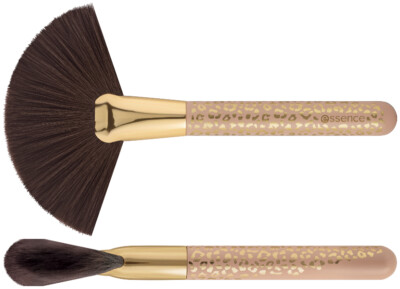ESSENCE LE ''BRONZED this way!'' bronzer brush NEU&OVP