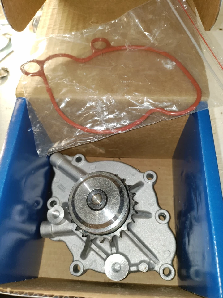 Subaru Legacy, Outback, Tribeca 发动机水泵 Beck/Arnley 131-25 — 第 2/2 张图片