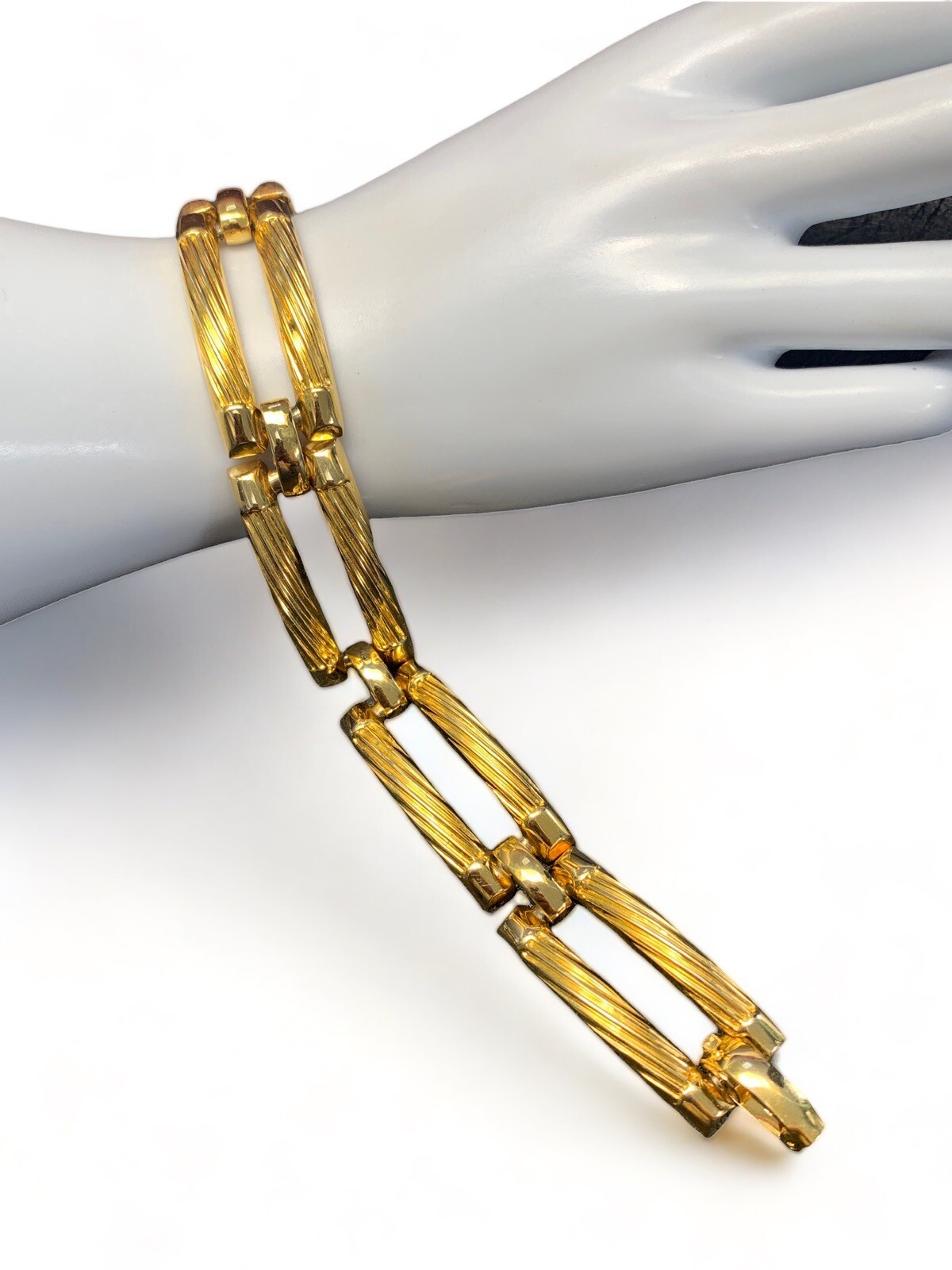 Vintage Quality Rectangular Pattern, Chain Link B… - image 1