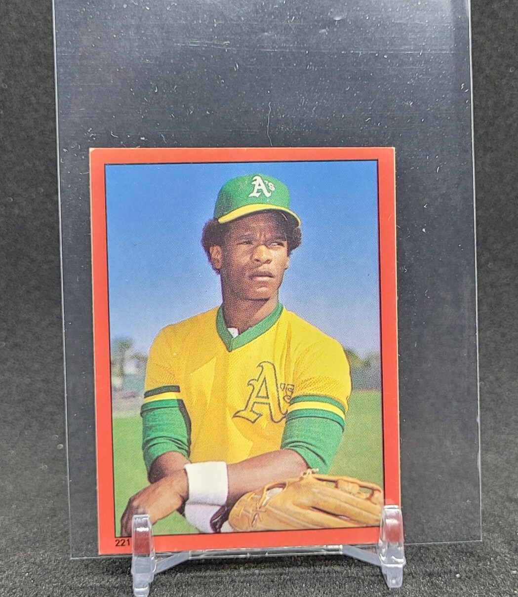 1982 Topps Stickers Rickey Henderson HOF 3rd Year Athletics #221