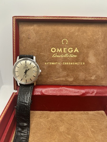 Omega Constellation Türler