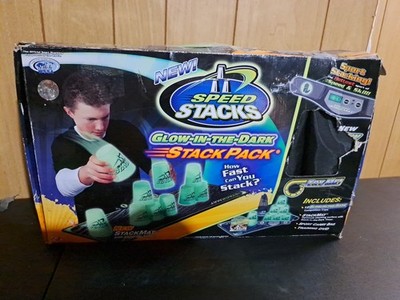 Speed Stacks Glow in the Dark with Timer and Bag, 1 blue cup missing