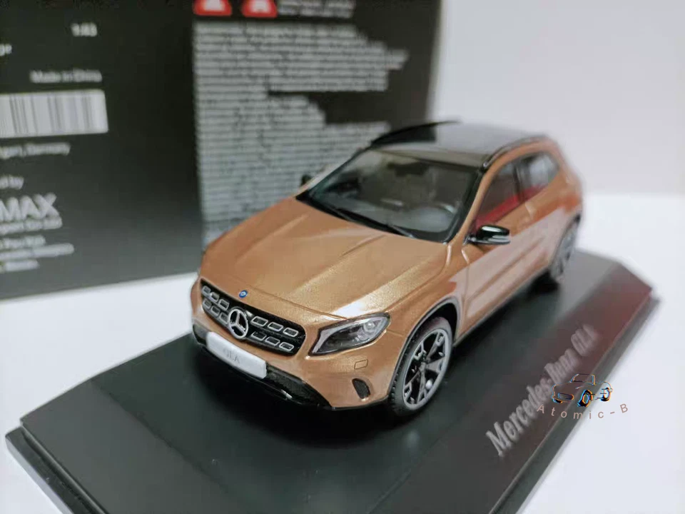 Spark 1:43 Mercedes Benz GLA SUV Gold Alloy Four Door Sedan Model - Image 2 of 4