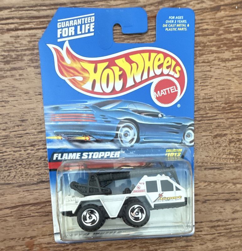 Hot Wheels Flame Stopper 1999 First Editions 1:64 Diecast White/Black Unopened