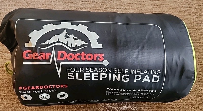 GEARDOCTORS SELF INFLATING 4 SEASON SLEEPING PAD CAMPING/ HIKING ITEM