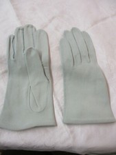 Vintage France Kislav grey Leather Ladies Gloves size 6 1/4
