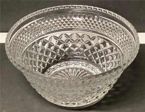 Vintage Clear Glass Salad/Punch Bowl/Base Wexford Anchor Hocking diamond pattern