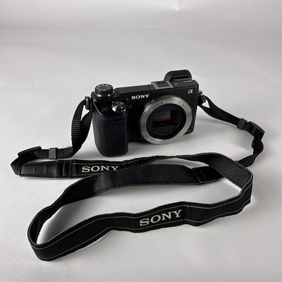 Sony Alpha NEX-6 16.1MP APS-C Mirrorless Digital Camera with 16-50mm Lens Bundle