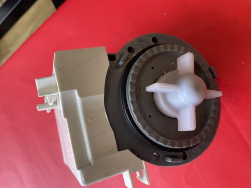 Samsung WF80F5E2W4X Waschmaschine Ersatzteil - Ablaufpumpe
