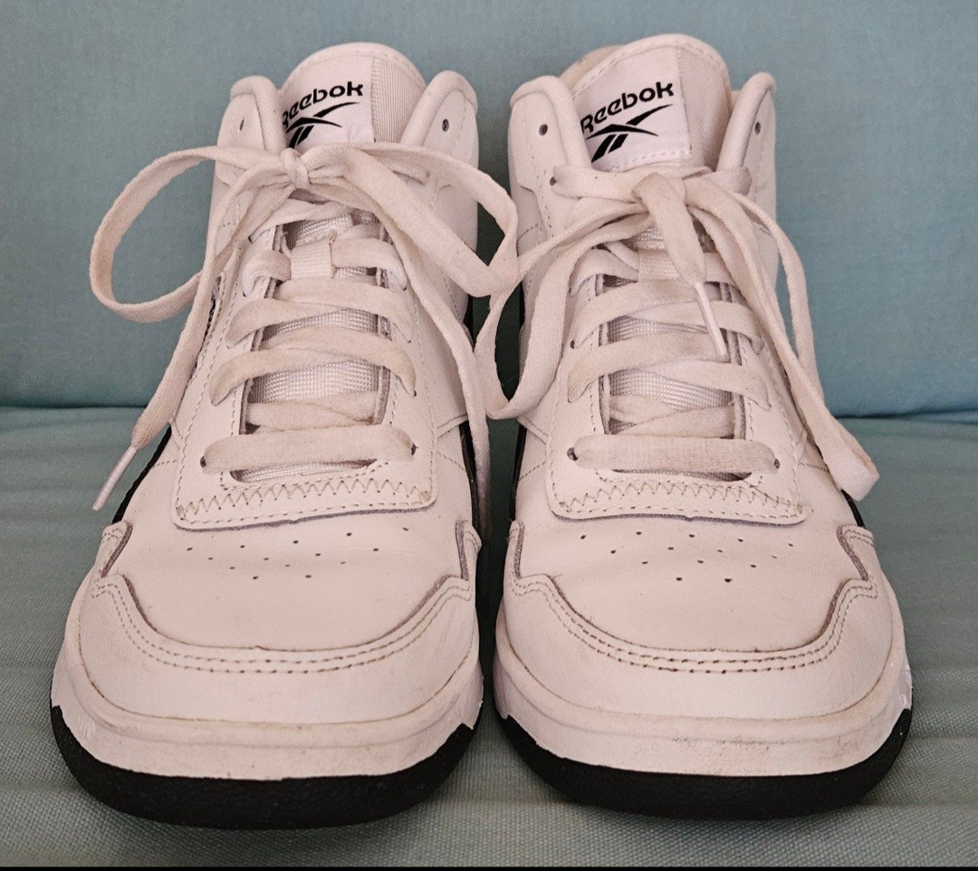 Women's Size 8 Reebok High Tops