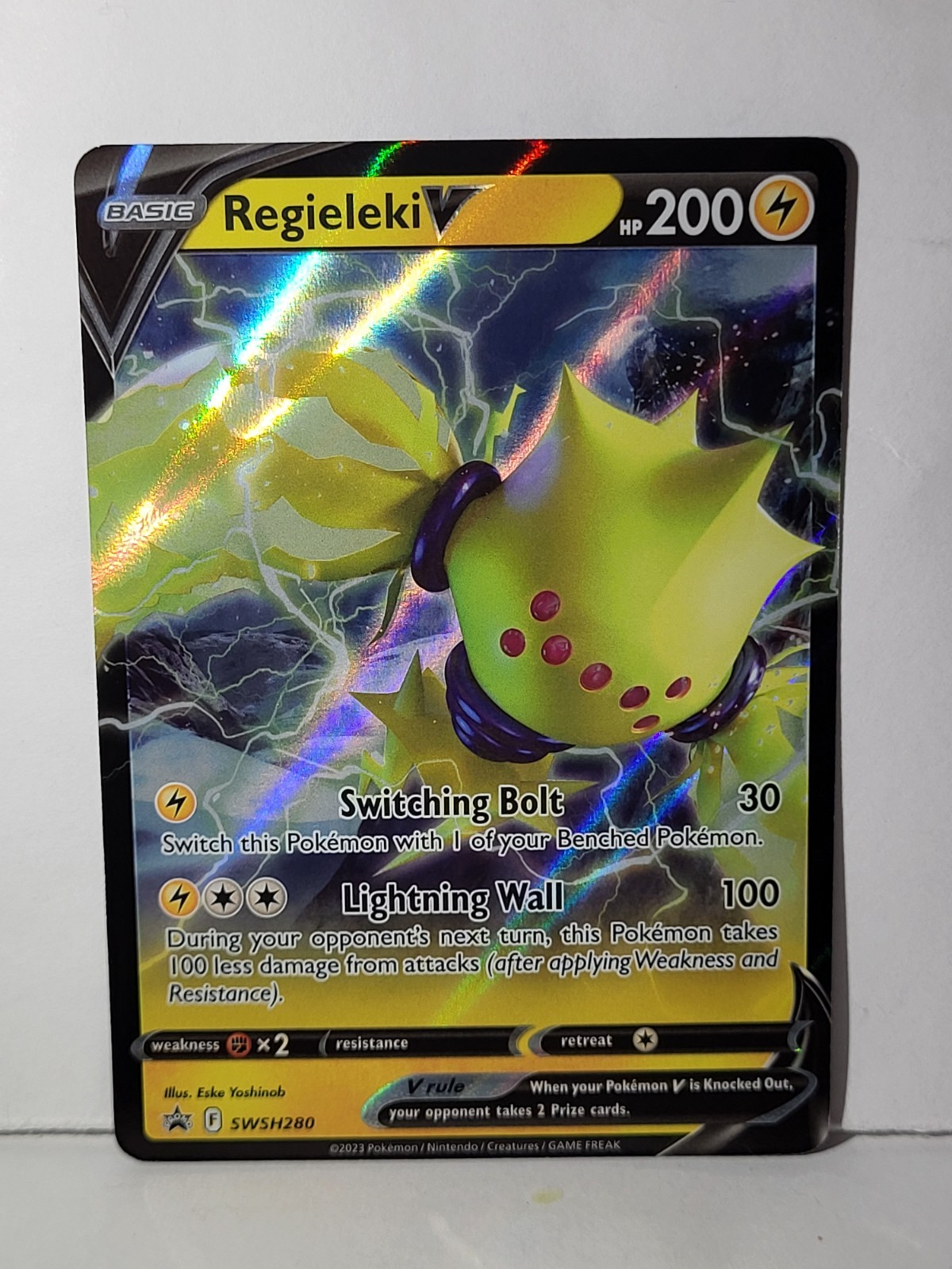 Regieleki V  SWSH280  Pokemon  Sword & Shield Black Star Promo Card
