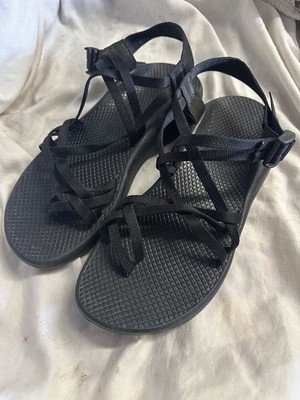 Chaco size 10 Women s Black sandals