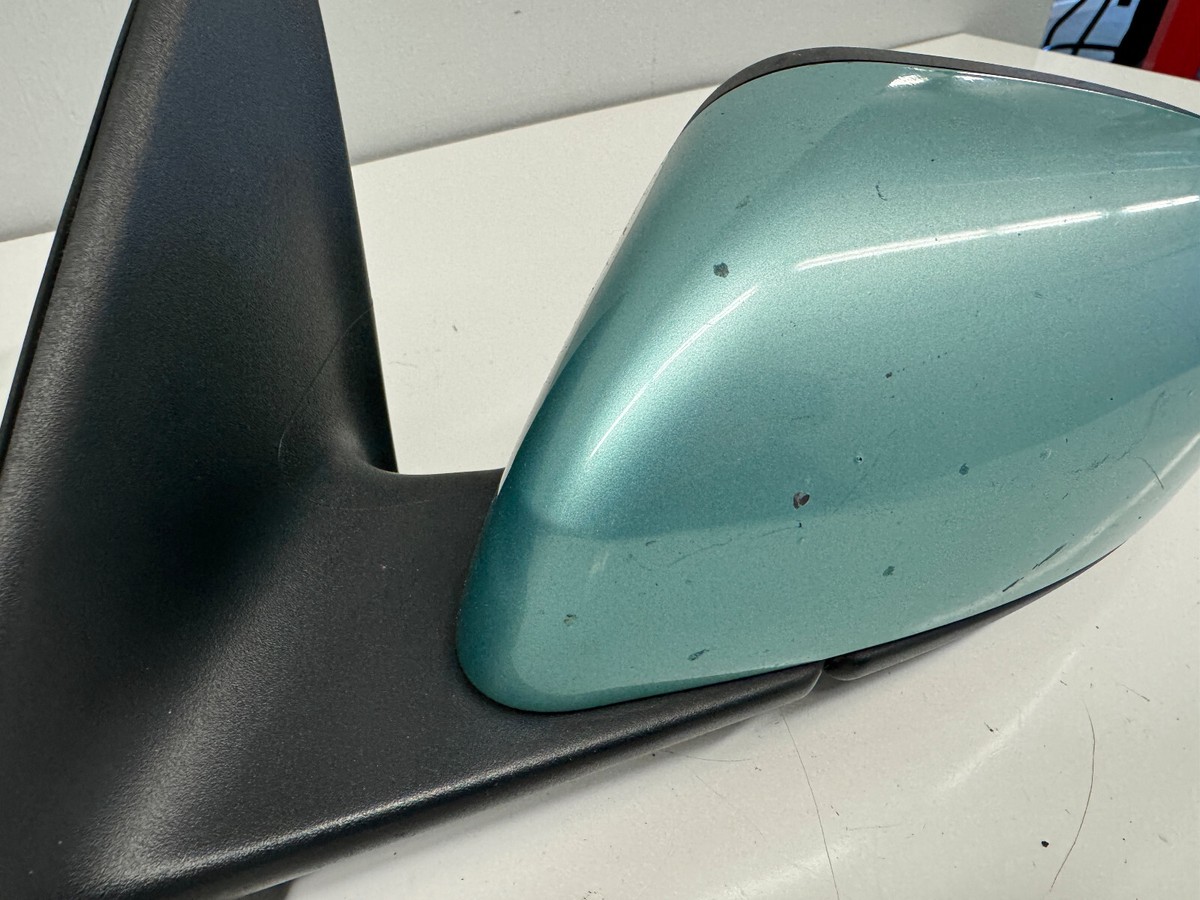 04-06 Volvo S60 Left Drivers Side View Mirror 457 Flash Green 30634090 04-06 Volvo S60 Left Drivers Side View Mirror 457 Flash Green 30634090