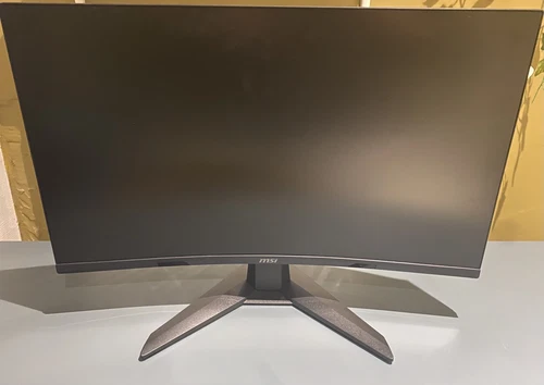 Gaming 180hz Curved MSI Monitor