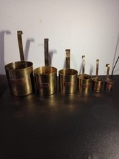 Anciennes Série de 6 Mesures/ doseurs de liquide en cuivre et laiton