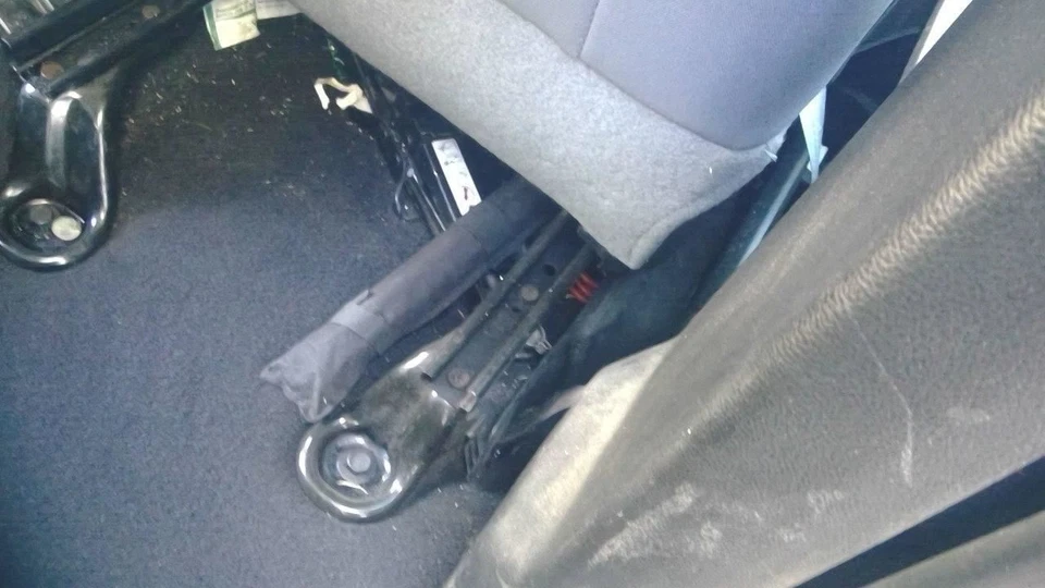 (LOCAL PICKUP ONLY) Trunk/Hatch/Tailgate Ram's Head Emblem Fits 12-17 DODGE 1500 Foto 3 de 4