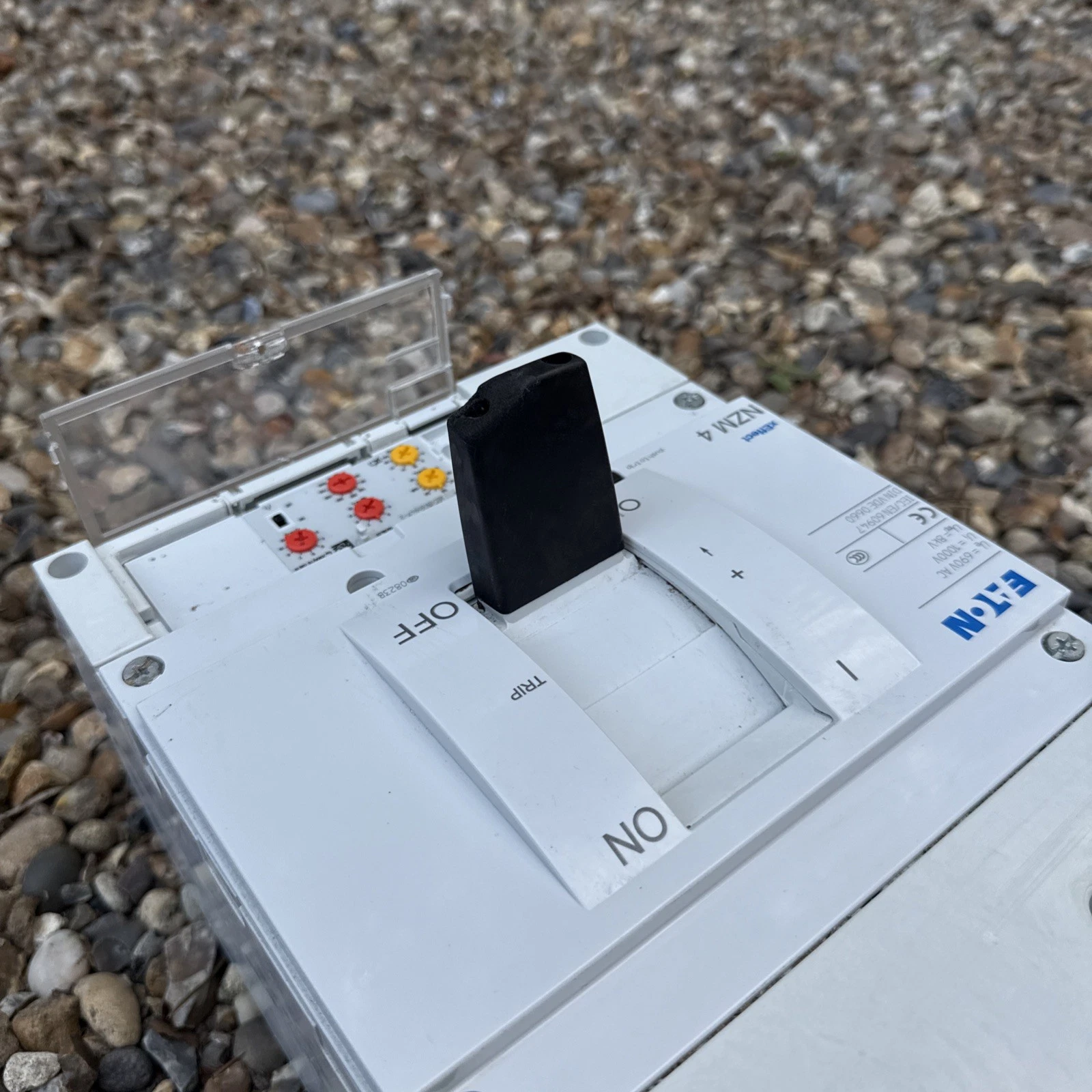 Eaton NZM 4 NZMH4 Circuit Breaker xEffect - Sold As Seen Untested 4