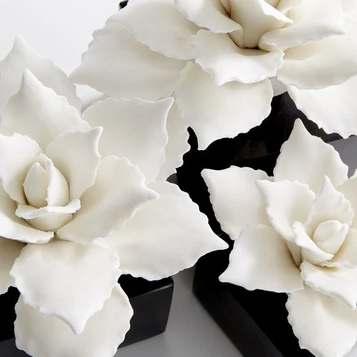 Cyan lighting - Calendine - Medium sculpture - 5 Inches Wide by 5.75 Inches Long - Picture 3 of 4