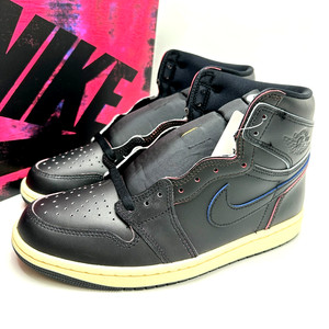 11s that tie themselves