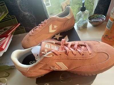 Converse Run Star Trainer OX Flamingo Fade A11506C Women s Size 7 women 5.5 mens