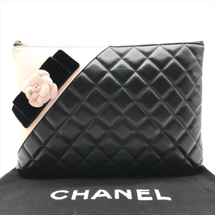 CHANEL Coco Mark Matelass Camellia Lambskin Clutch Bag in Black Pink Small
