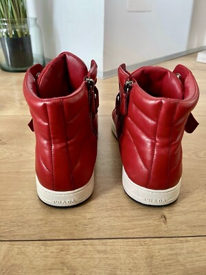 PRADA　フラットシューズ　レッド Prada サテン フラットシューズ | レッド | FARFETCH JP