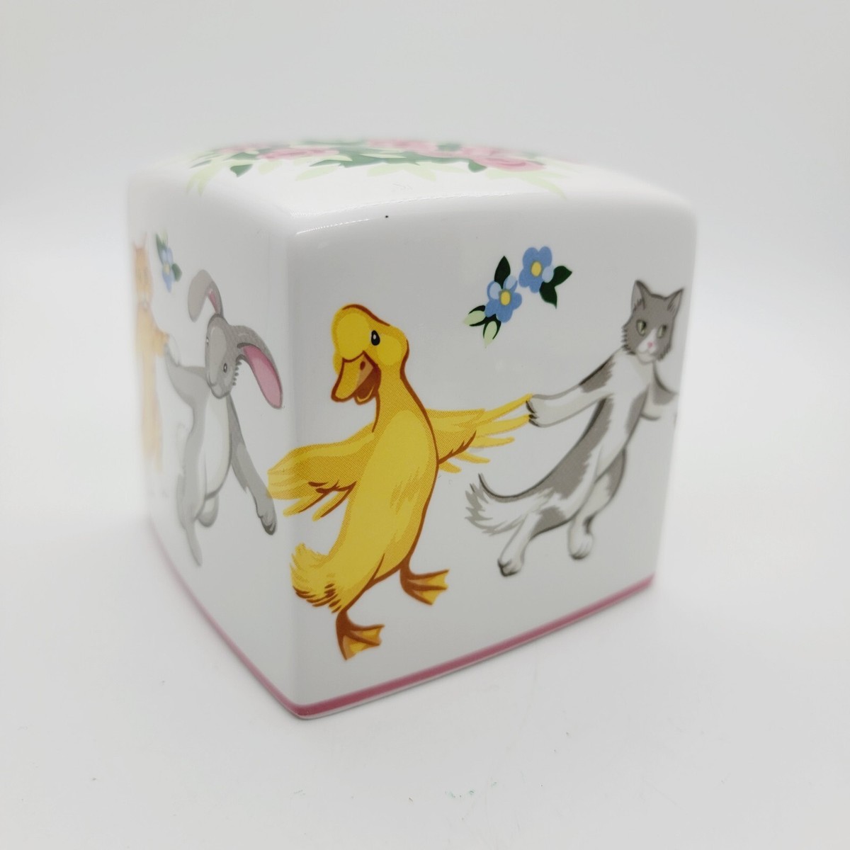 Tiffanyのピギーバンクです。 tiny-tiffanypiggy-bank-