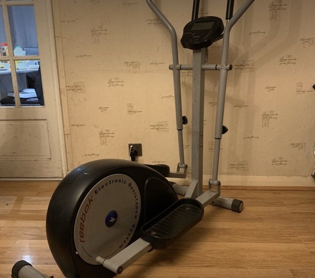 reebok 3000 cross trainer