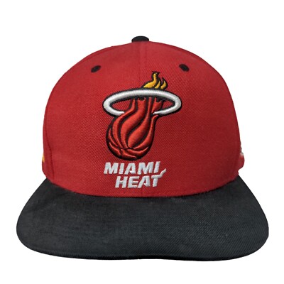 Mitchell & Ness NBA Men's Snapback Hat Red Embroidered Miami Heat
