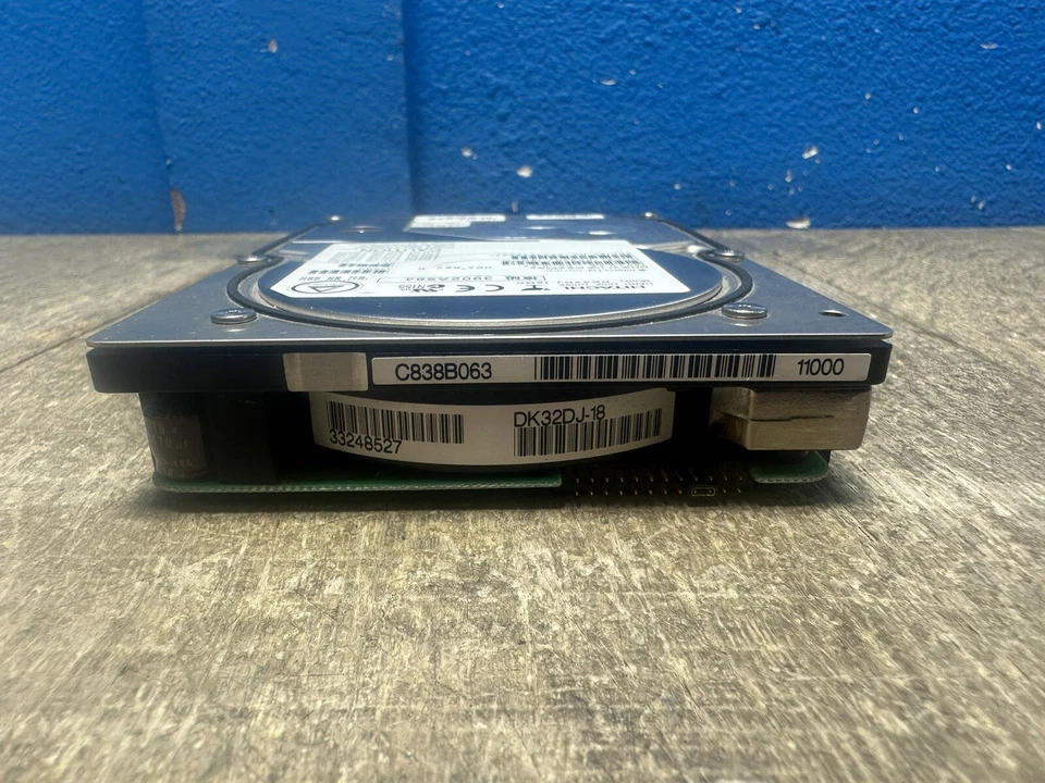 DK32DJ-18MC 18.2GB 3.5 U160 80PIN SCSI 10KRPM 4MB   - Image 4 of 4