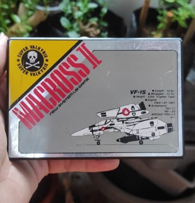 Macross II New System LSI LCD Handheld Video Game Robotech Anime