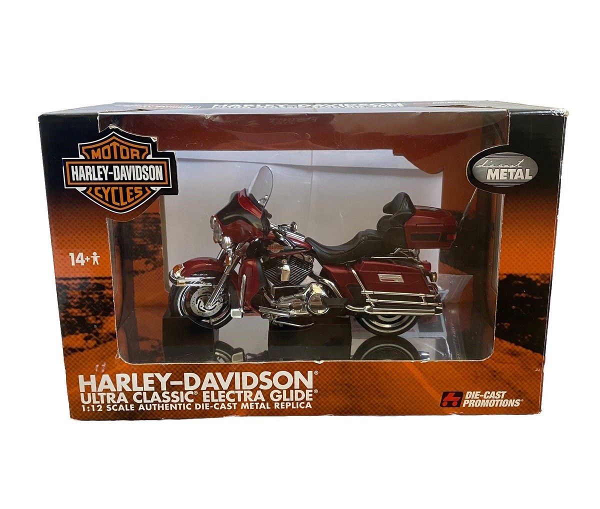 ERTL Harley-Davidson Ultra Classic Electra Glide Red 1:12 Diecast