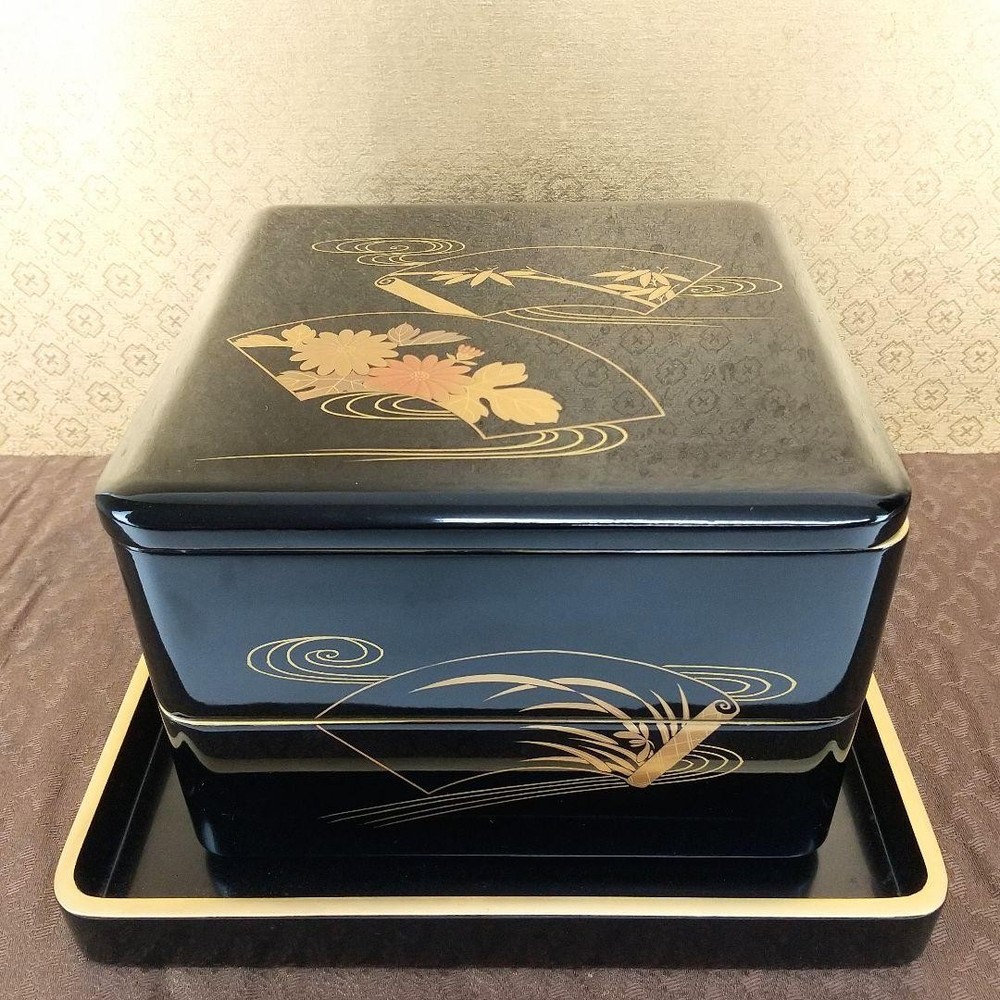 Jubako Bento Box Japanese [Price reduced! 】Wajima lacquer fan makie twotiered bo