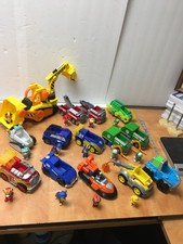Paw Patrol Lot with 12 Figures 14 Vehicles HUGE Lot Firetruck Police Backhoe