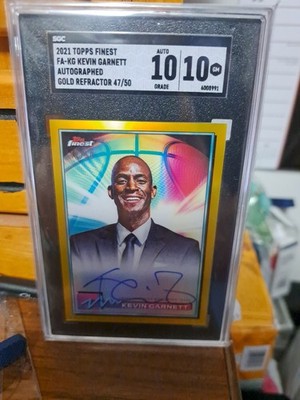 2021 Topps Finest Kevin Garnett Gold Refractor 47/50 AUTO.  SGC 10/10