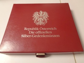 1 Stück ÖSTERREICH Münz Kassette für 19 x 25 20 x 50 24 x 100 Schilling Silber