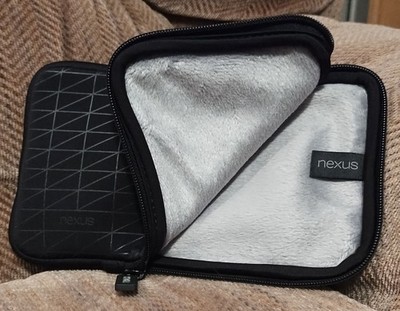 Original Nexus 7 Zippered Soft Case (2012-2015)